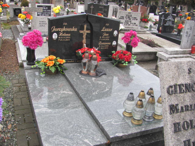 Grób Zuzanna Lazar