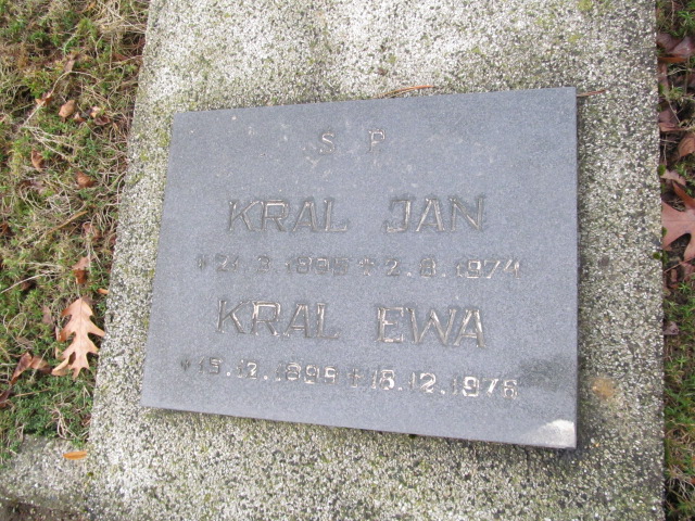 Ewa Kral 1899 Ustroń ewangelicki - Grobonet - Wyszukiwarka osób pochowanych