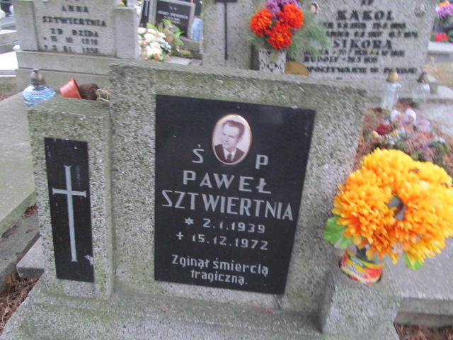 Paweł Sztwiertnia 1939 Ustroń ewangelicki - Grobonet - Wyszukiwarka osób pochowanych